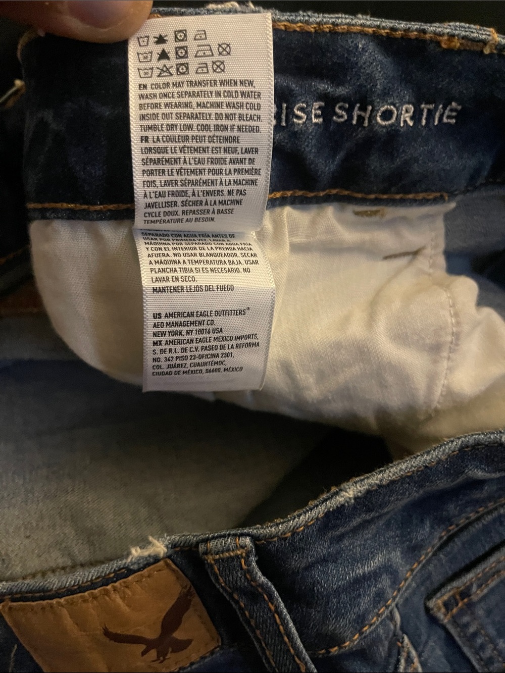 American Eagle Distressed Blue Denim Shorts HR Shortie Sz 16 NWT Super Stretch - Picture 12 of 13